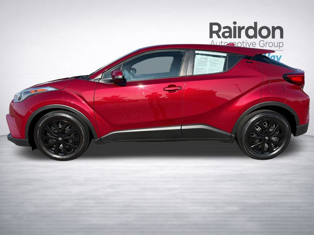 Used 2019 Toyota C-HR LE FWD image 4
