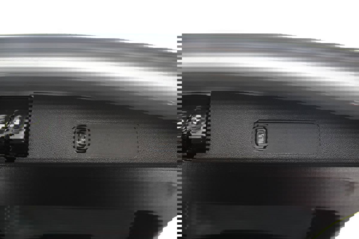 Used 2014 GMC Yukon XL Denali image 37