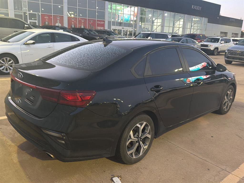 Used 2021 Kia Forte LXS image 8