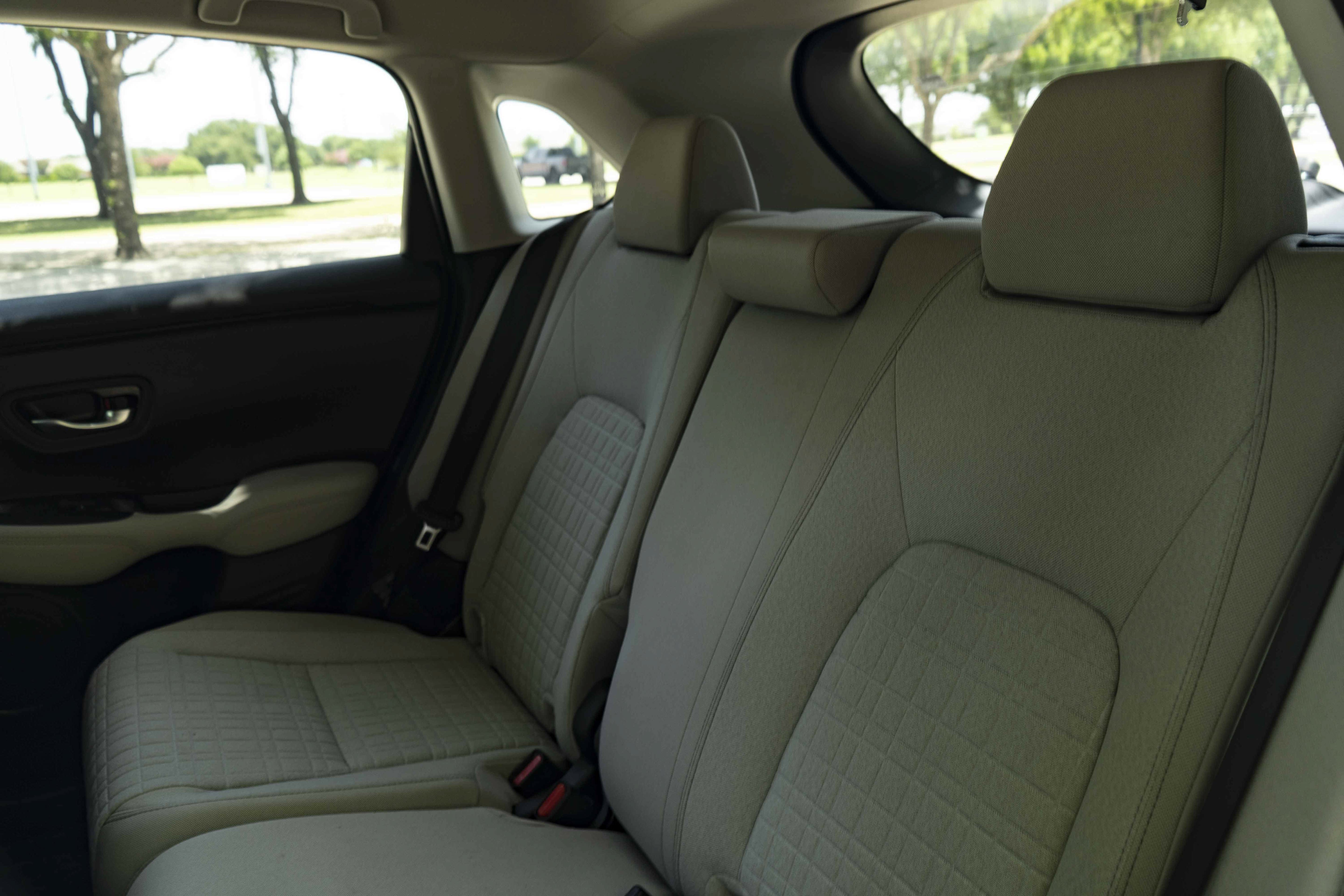 Used 2023 Honda HR-V LX image 18
