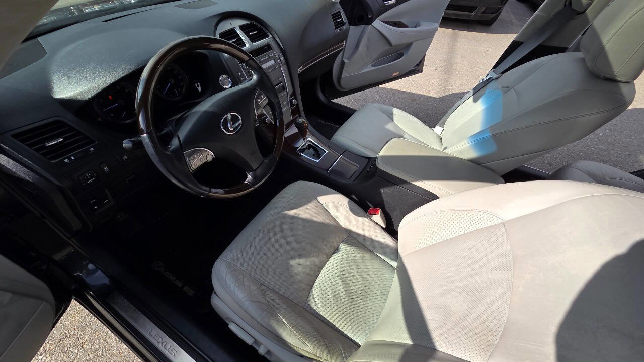 Used 2011 Lexus ES 350 FWD image 25