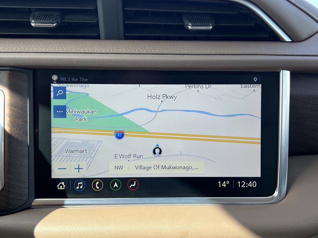 Used 2021 GMC Yukon XL Denali w/ Denali Premium Package image 26