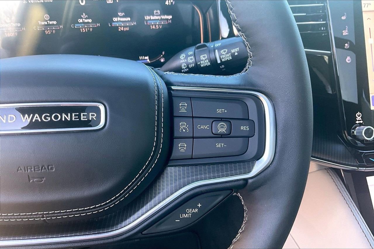 New 2026 Jeep Grand Wagoneer Summit w/ Premium Group III image 33