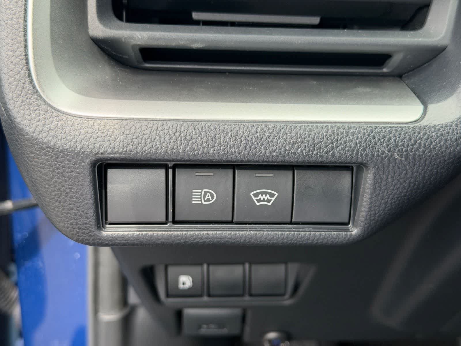 Used 2023 Toyota Prius LE FWD image 15