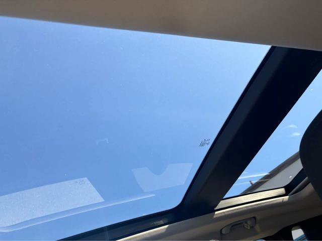 Used 2020 Jeep Renegade Trailhawk w/ Cold Weather Group image 24