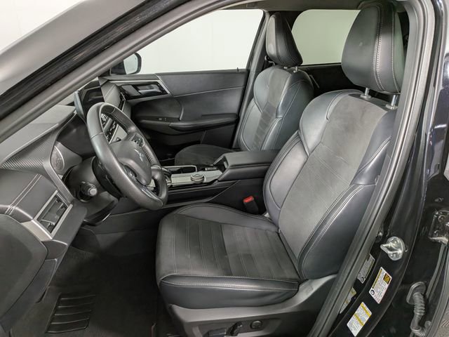 Used 2025 Mitsubishi Outlander SE AWD/4WD image 15