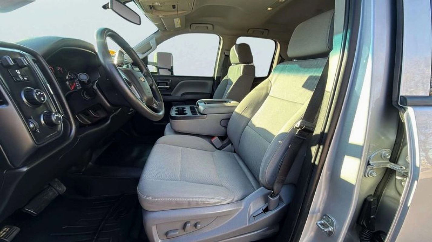 Used 2019 Chevrolet Silverado 2500 W/T image 13