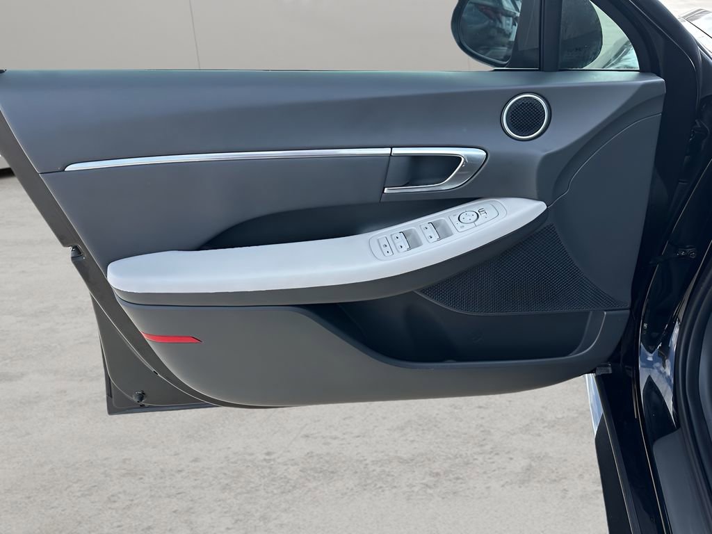 Used 2023 Hyundai Sonata SEL w/ Convenience Package image 9