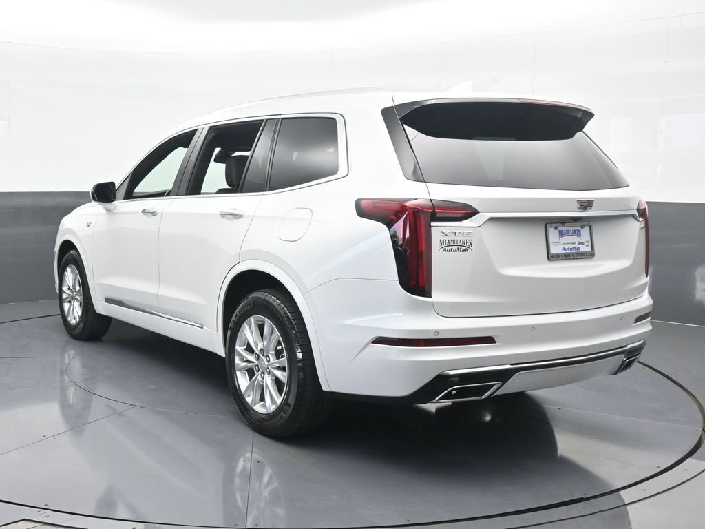 Used 2024 Cadillac XT6 Luxury image 4