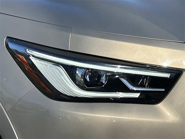 Used 2023 INFINITI QX80 Luxe w/ Cargo Package image 9