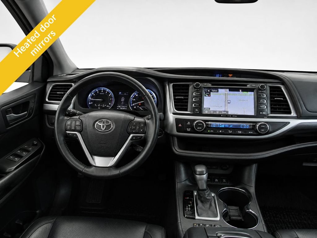 Used 2017 Toyota Highlander Limited Platinum AWD/4WD image 15