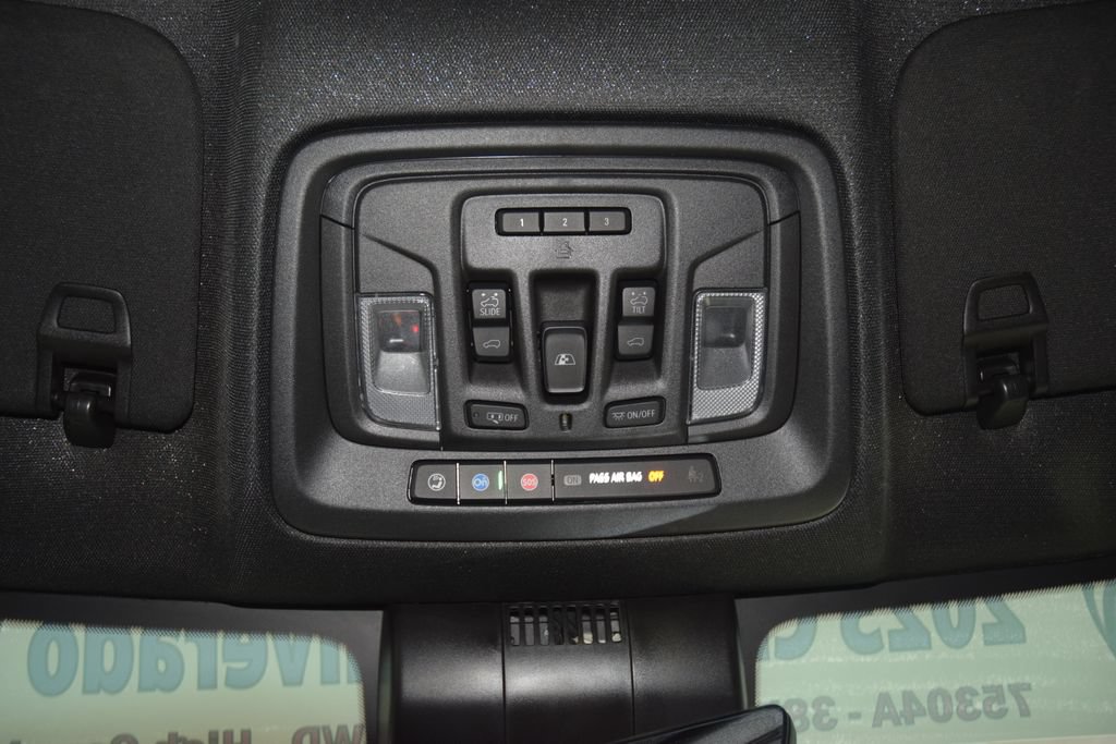 Used 2023 Chevrolet Silverado 1500 High Country w/ High Country Premium Package AWD/4WD image 56