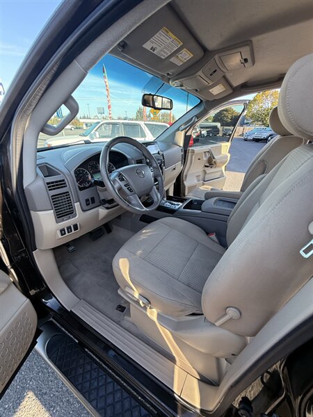Used 2014 Nissan Titan SV w/ SV Value Truck Package AWD/4WD image 25