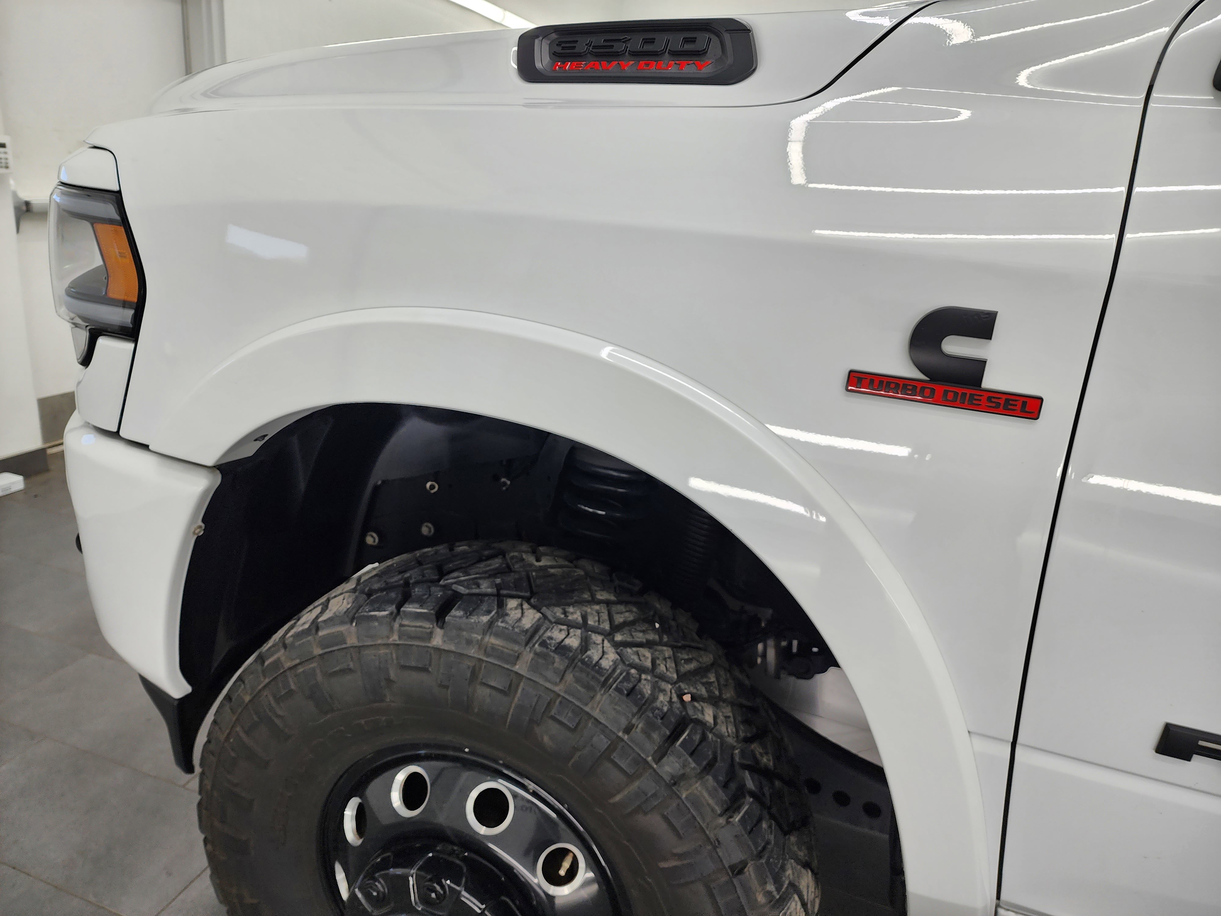 Used 2021 RAM 3500 Laramie w/ Night Edition image 38
