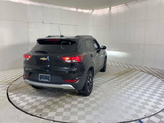 Used 2025 Chevrolet TrailBlazer LT AWD/4WD image 17
