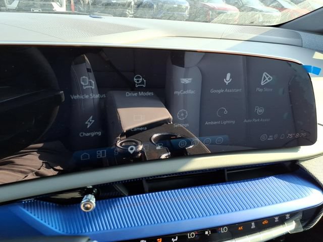 New 2027 Cadillac Optiq Luxury AWD/4WD image 30