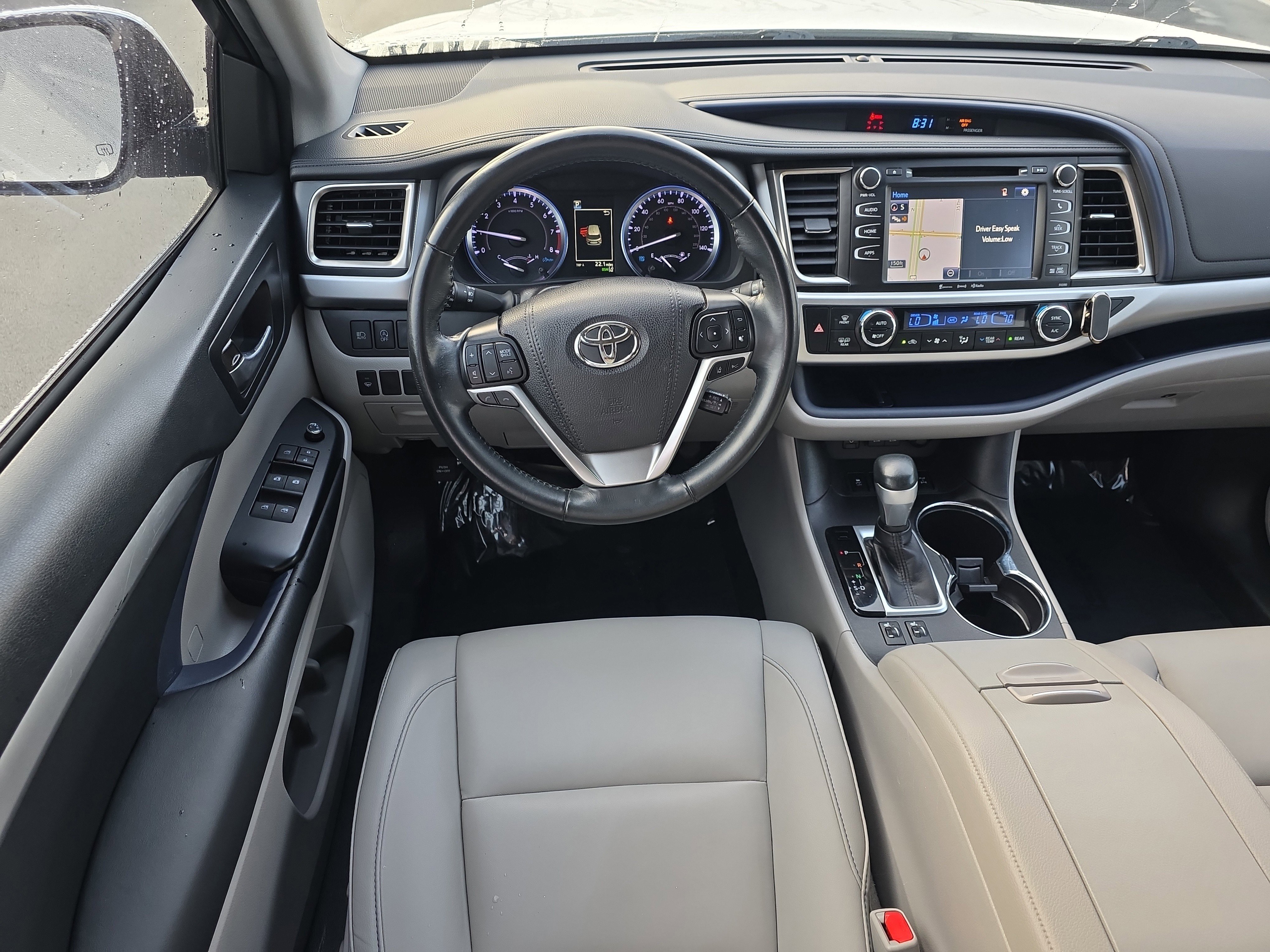 Used 2019 Toyota Highlander image 16
