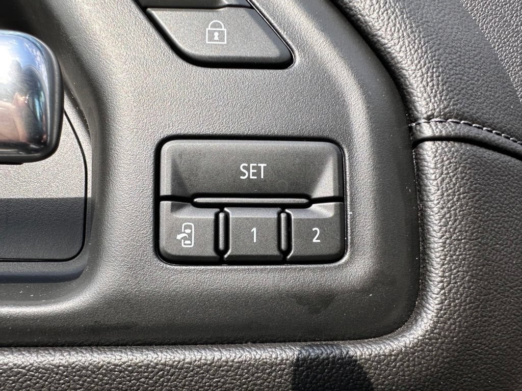 Certified 2020 Chevrolet Silverado 1500 High Country AWD/4WD image 20