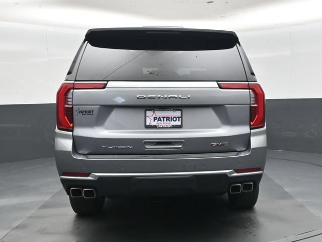 Used 2025 GMC Yukon XL Denali AWD/4WD image 26