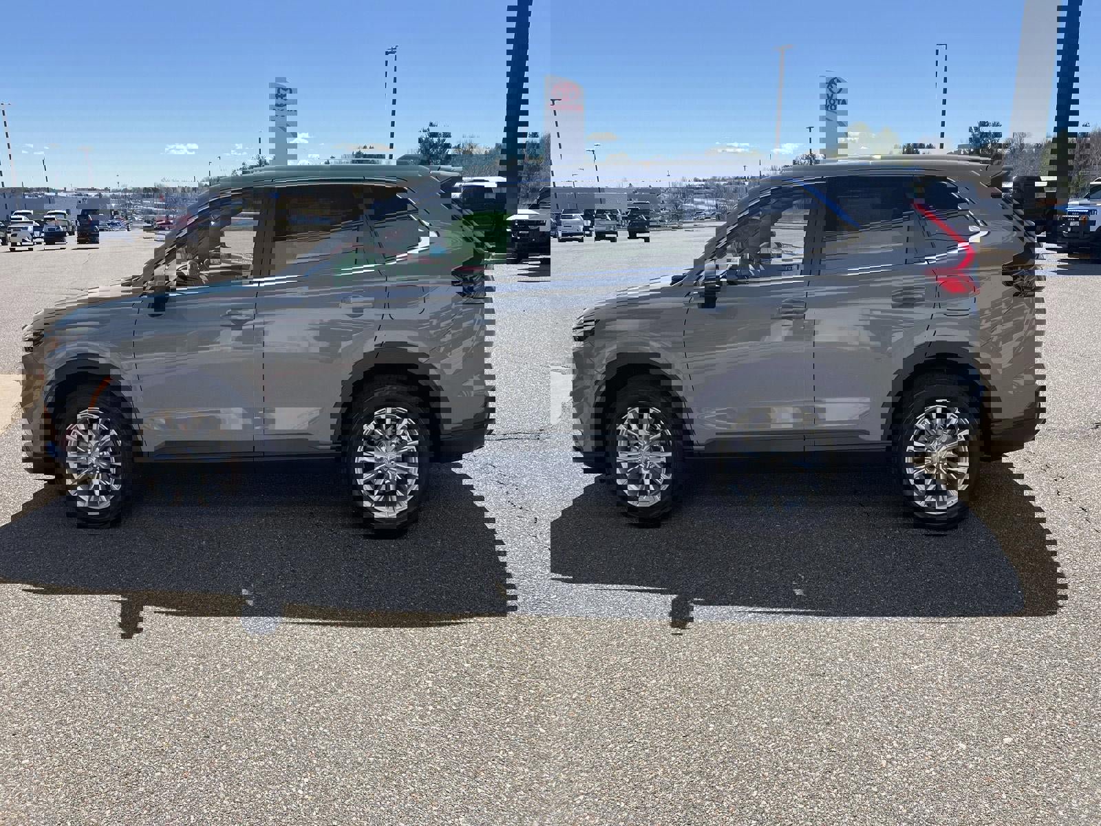 Used 2024 Honda CR-V EX-L image 7