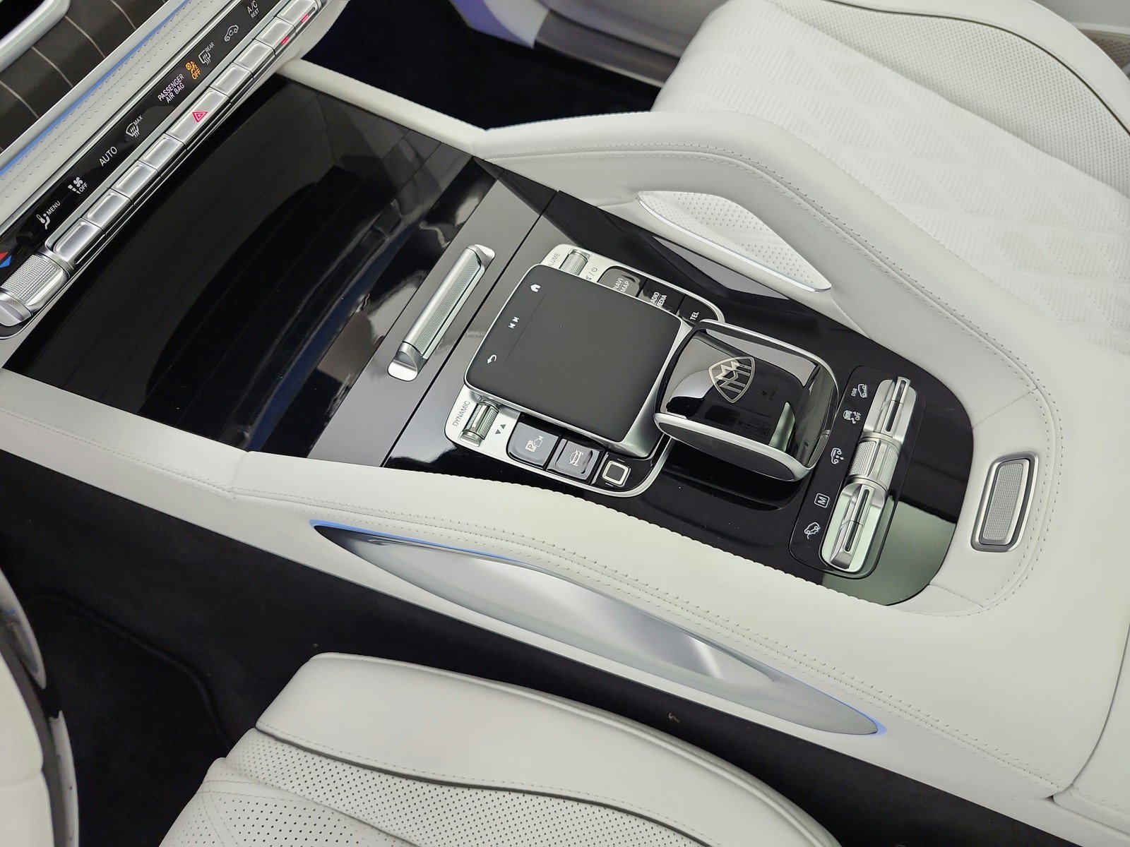 New 2026 Mercedes-Benz Maybach GLS 600 4MATIC image 9