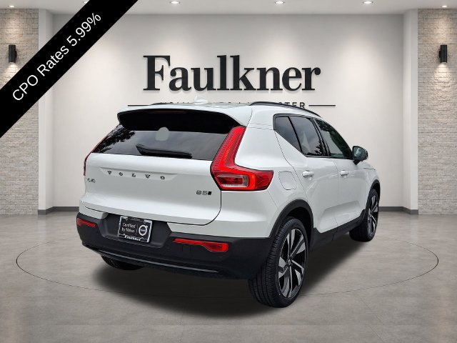 Certified 2024 Volvo XC40 B5 Ultimate w/ Climate Package AWD/4WD image 7