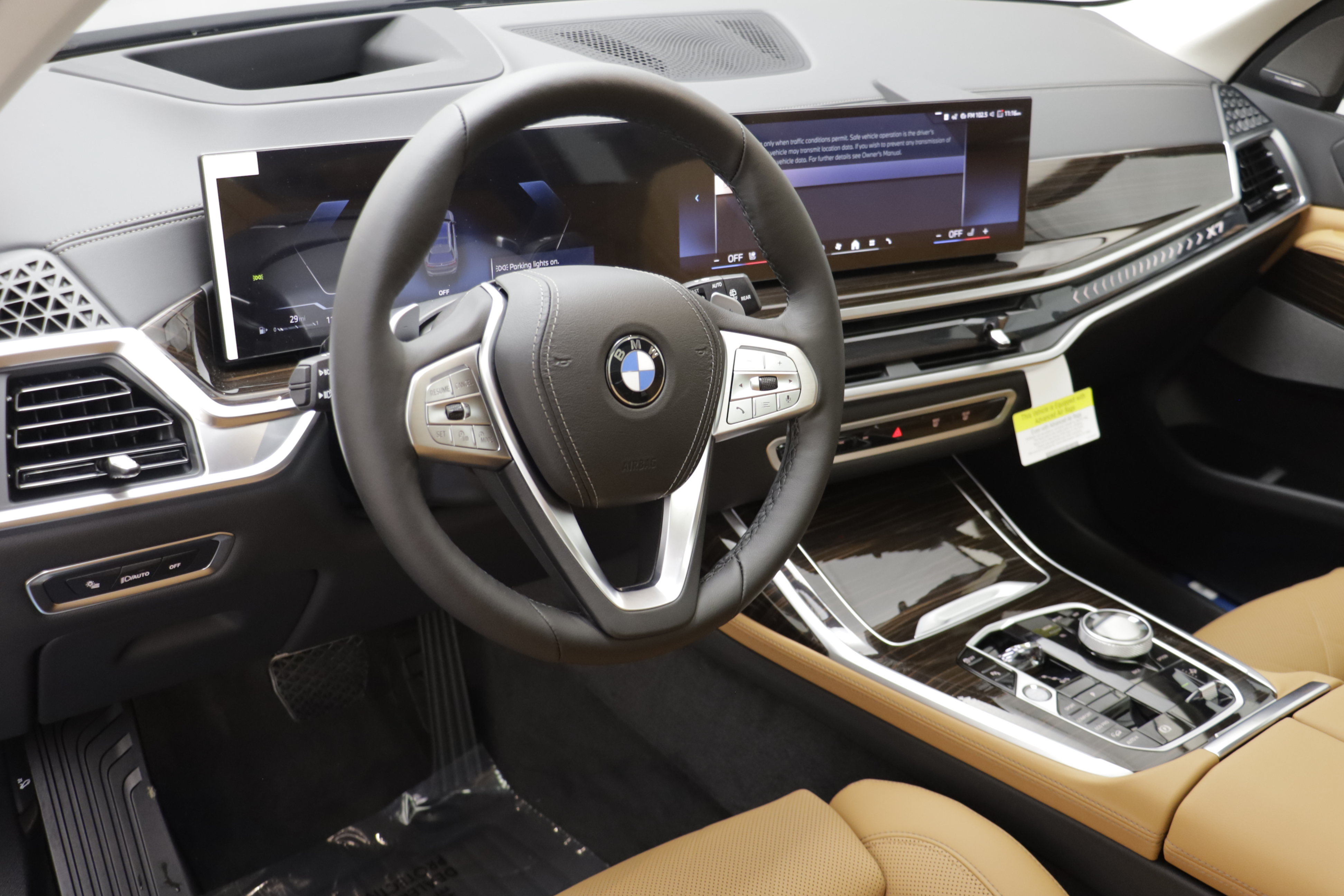 New 2027 BMW X7 xDrive40i w/ Executive Package AWD/4WD image 7