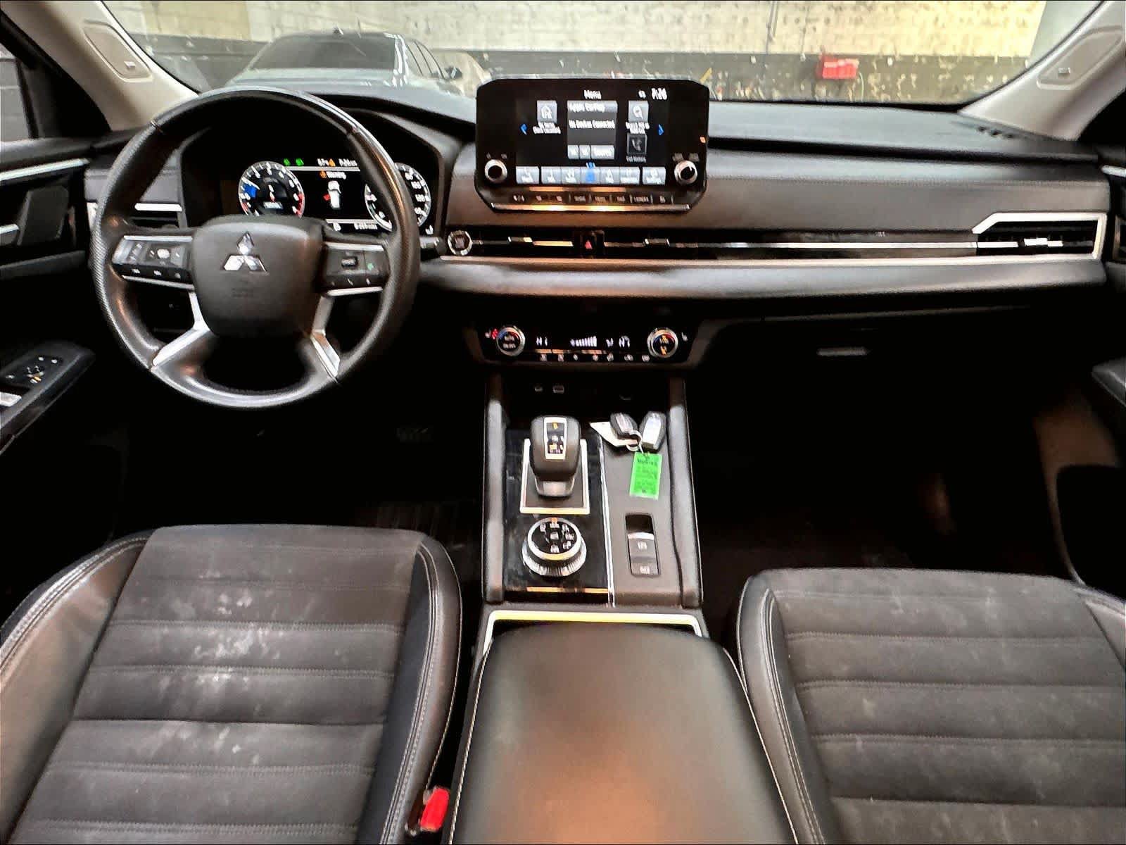 Used 2022 Mitsubishi Outlander SE AWD/4WD image 17