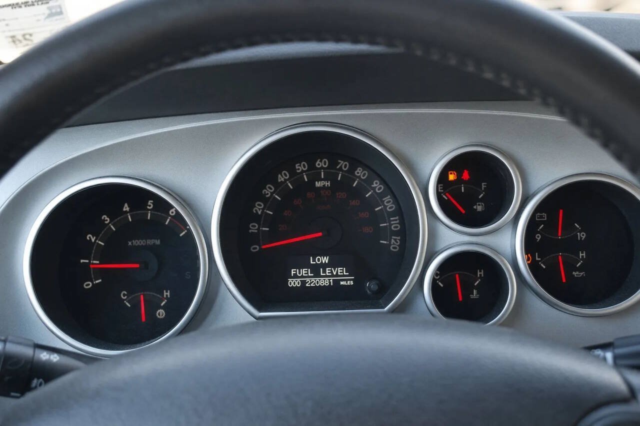Used 2008 Toyota Sequoia Limited RWD image 23