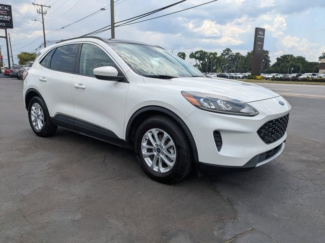 Used 2020 Ford Escape SE FWD image 2