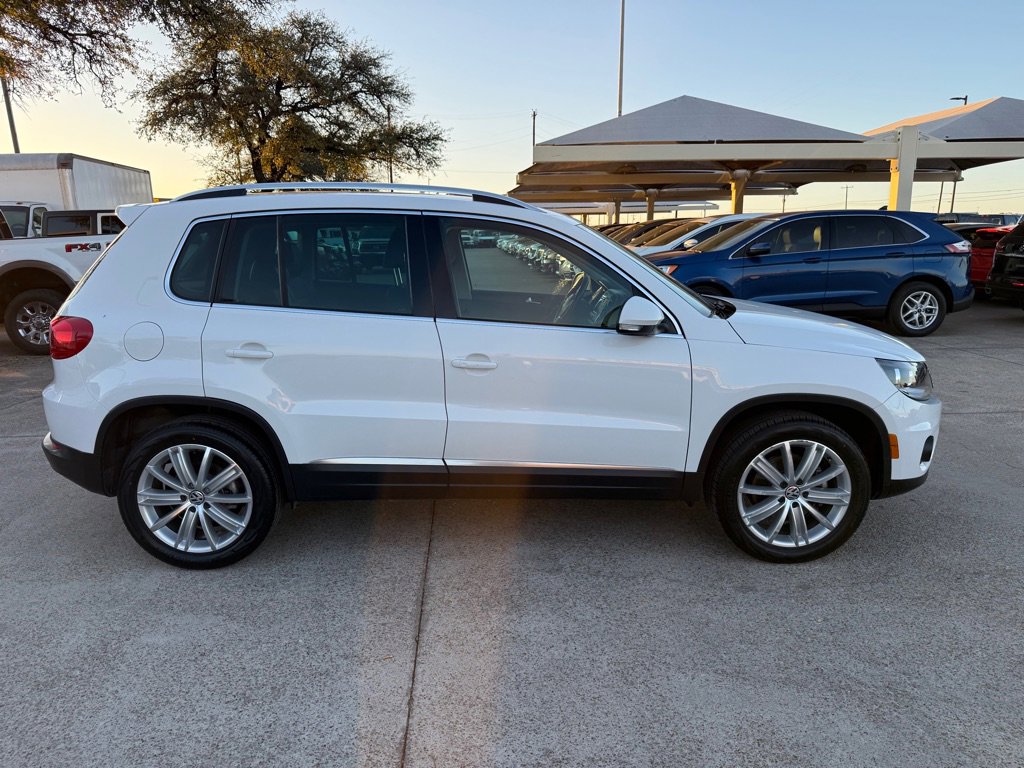 Used 2014 Volkswagen Tiguan SEL FWD image 8