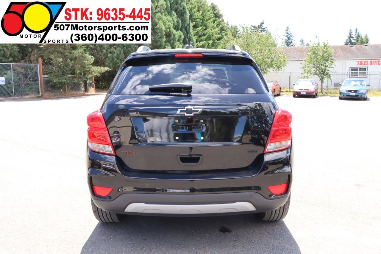Used 2019 Chevrolet Trax LT w/ Sun & Sound Package AWD/4WD image 6