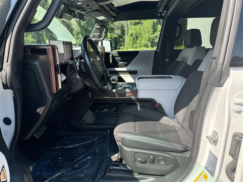 Used 2024 GMC Hummer EV 2X w/ Extreme Off-Road Package image 13