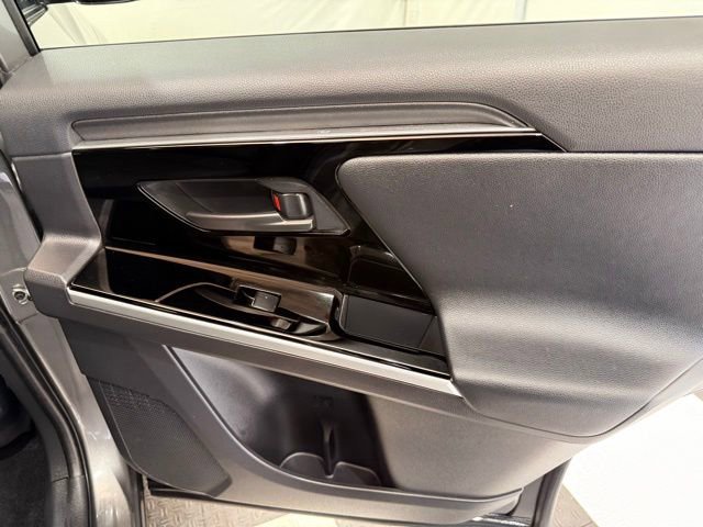 Used 2024 Toyota bZ4X XLE w/ Weather Package image 23