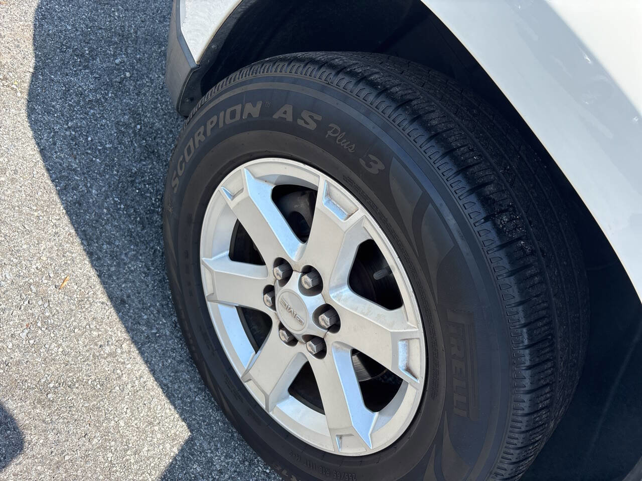 Used 2014 GMC Acadia SLE AWD/4WD image 18