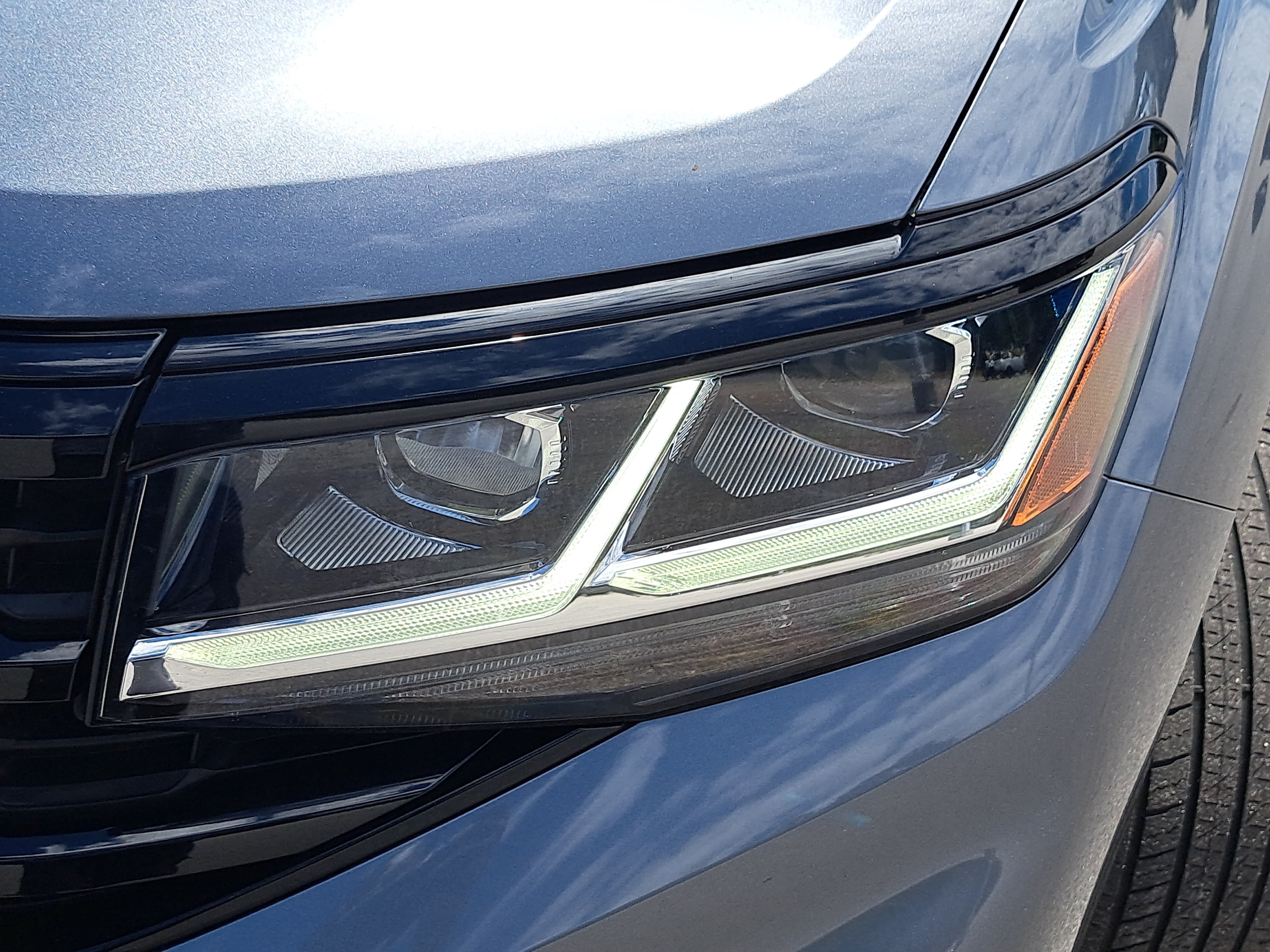 Certified 2022 Volkswagen Atlas SEL R-Line AWD/4WD image 31