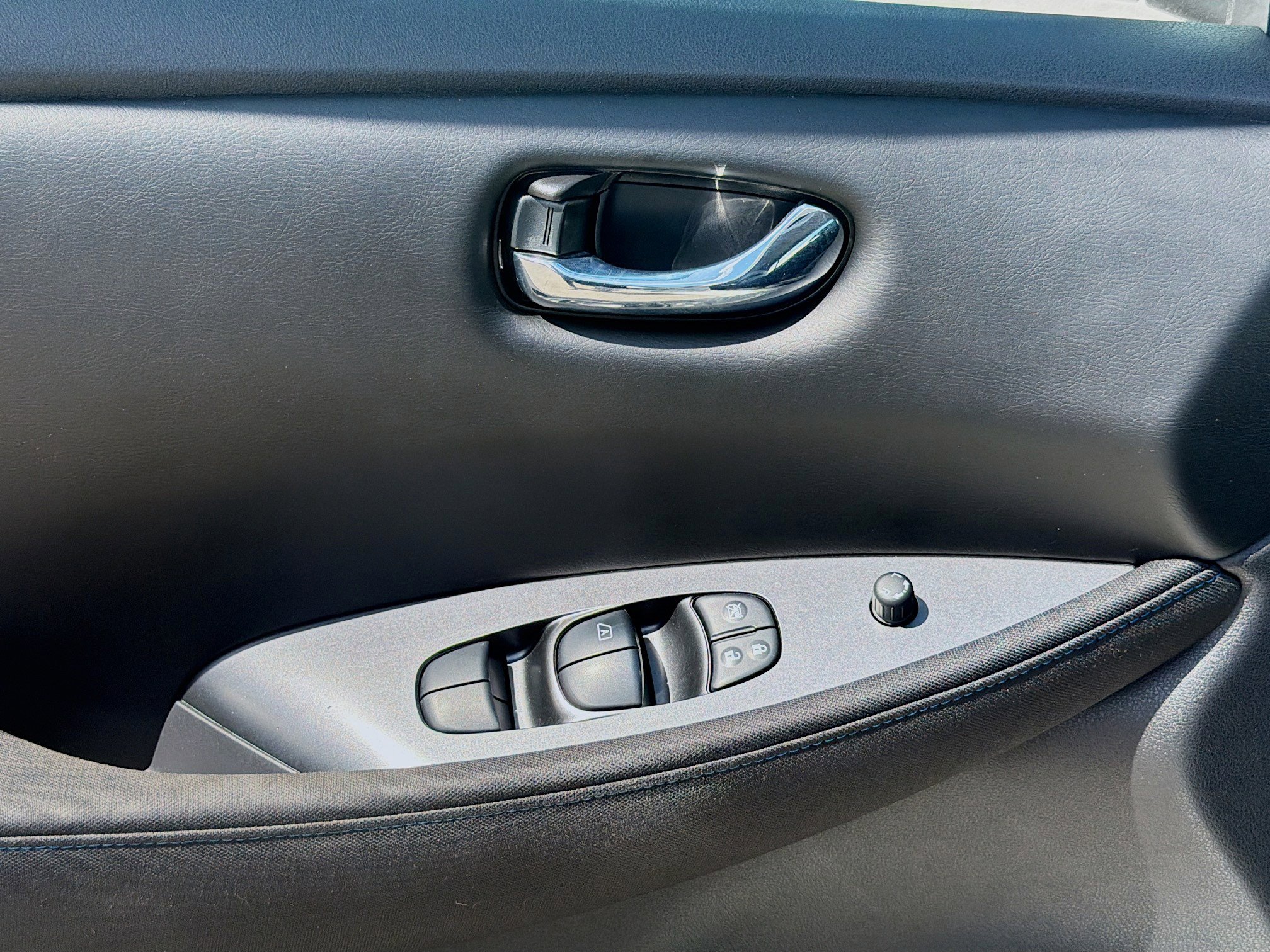 Used 2022 Nissan Leaf S Plus FWD image 17