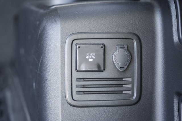 Used 2022 Toyota 4Runner SR5 AWD/4WD image 12