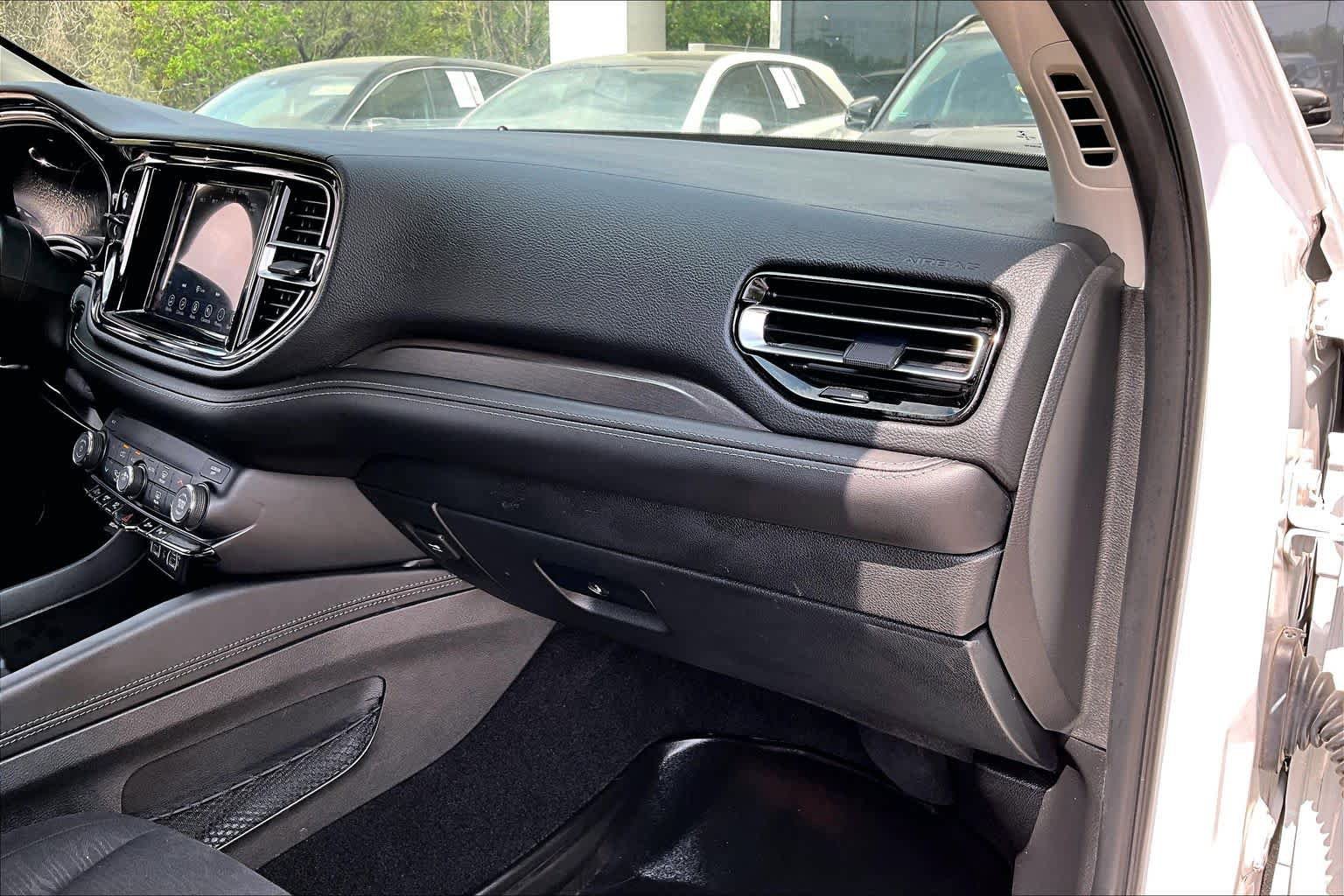 Used 2022 Dodge Durango SXT image 18
