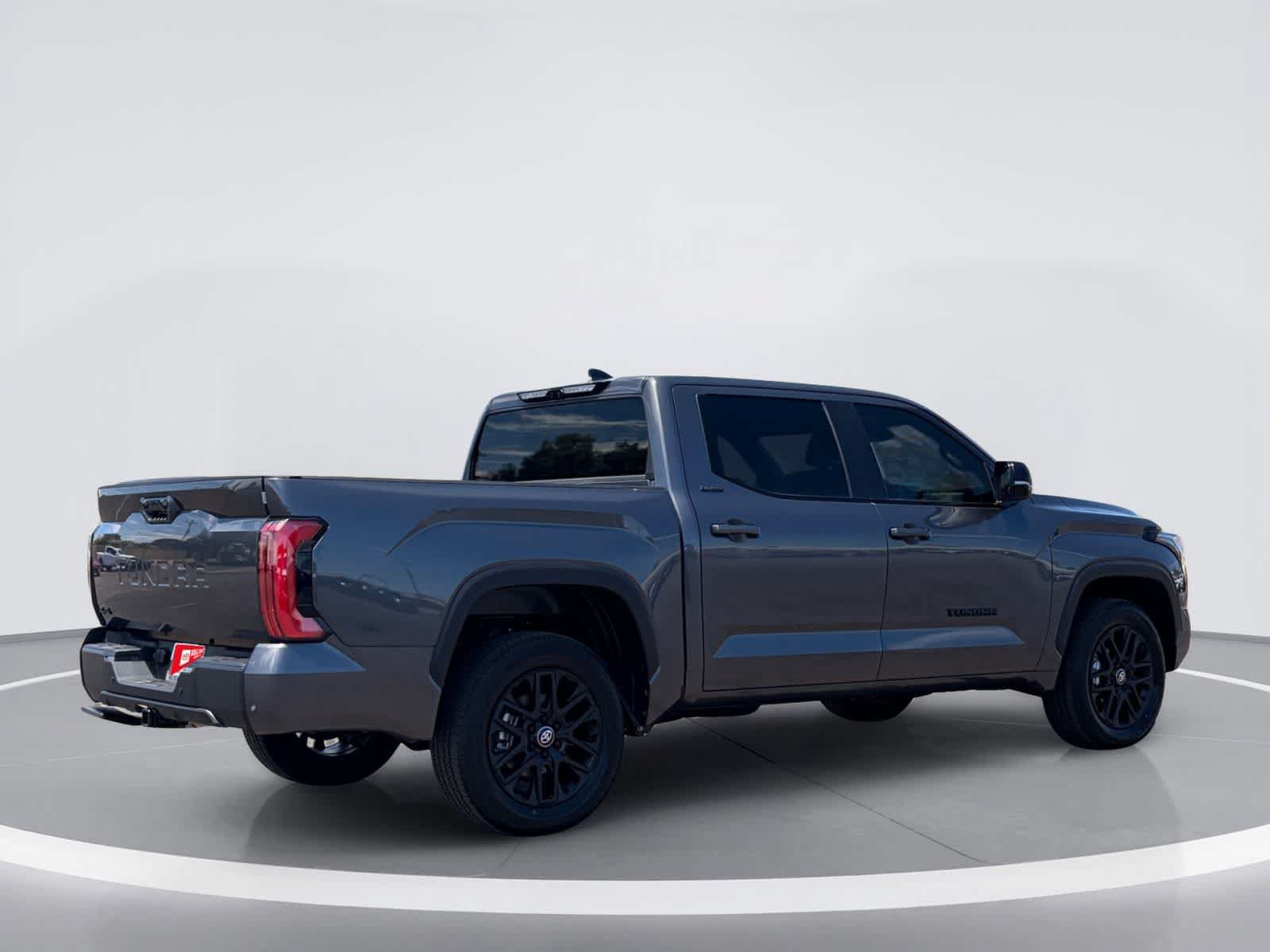 Used 2026 Toyota Tundra Limited AWD/4WD image 6