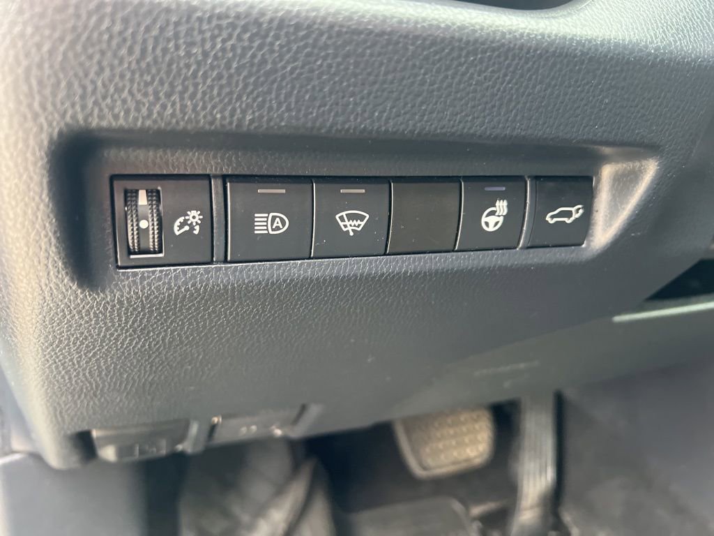 Used 2020 Toyota RAV4 XLE w/ Convenience Package image 56