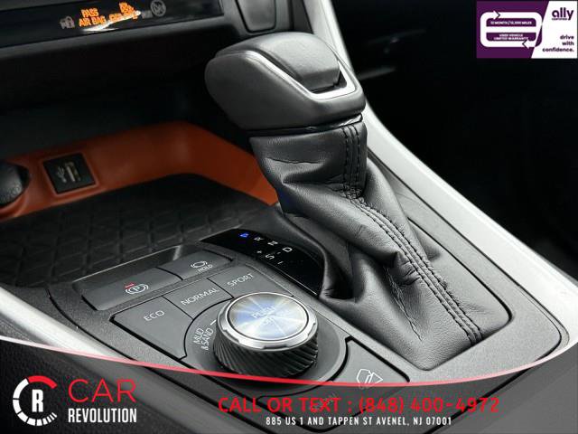 Used 2024 Toyota RAV4 Adventure image 32