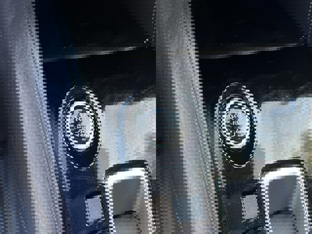 Certified 2024 Nissan Versa SV w/ Trunk Package image 18