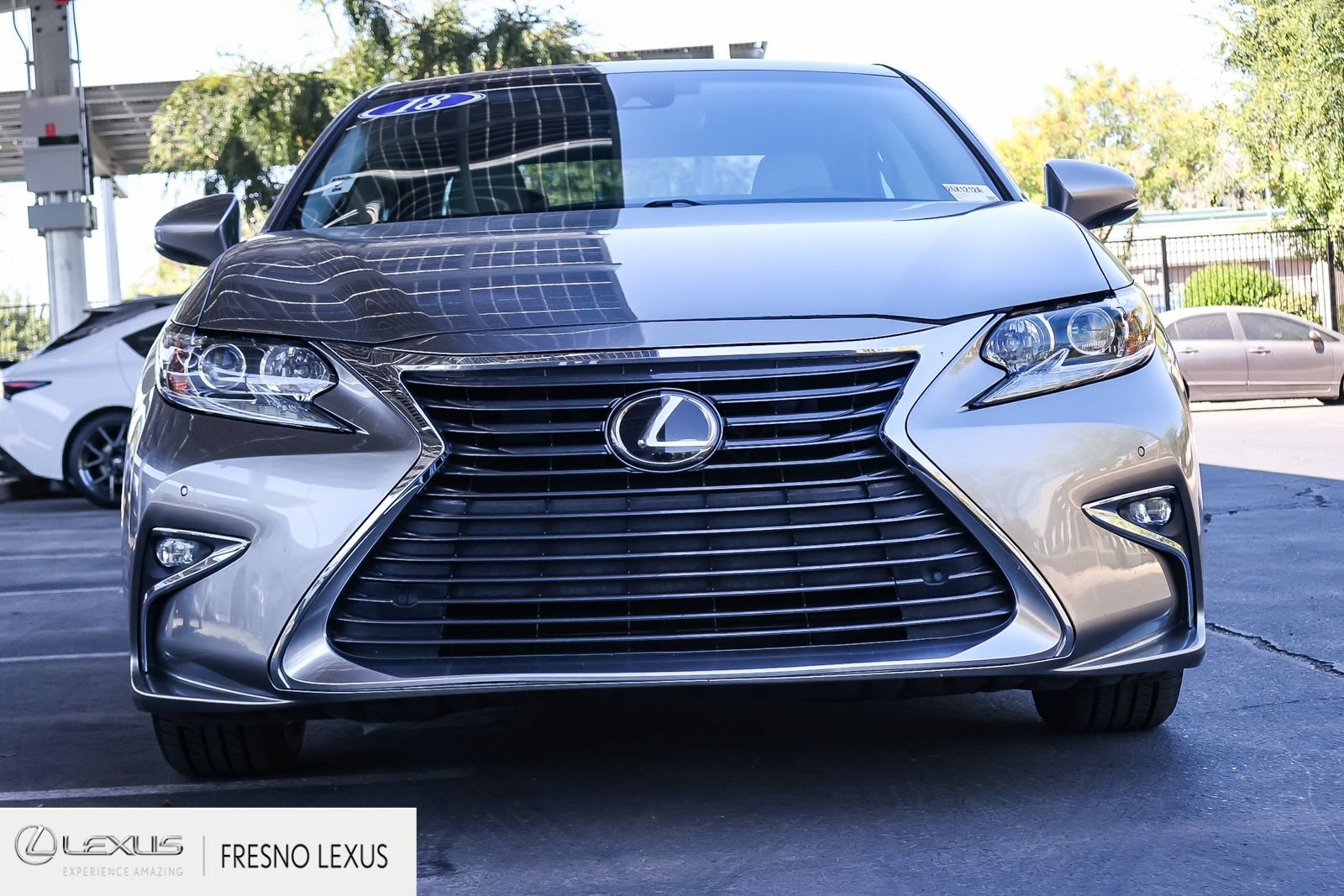 Used 2018 Lexus ES 350 w/ Navigation System Package FWD image 2