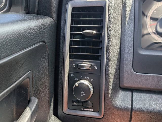 Used 2017 RAM 1500 Express w/ Express Value Package RWD image 25