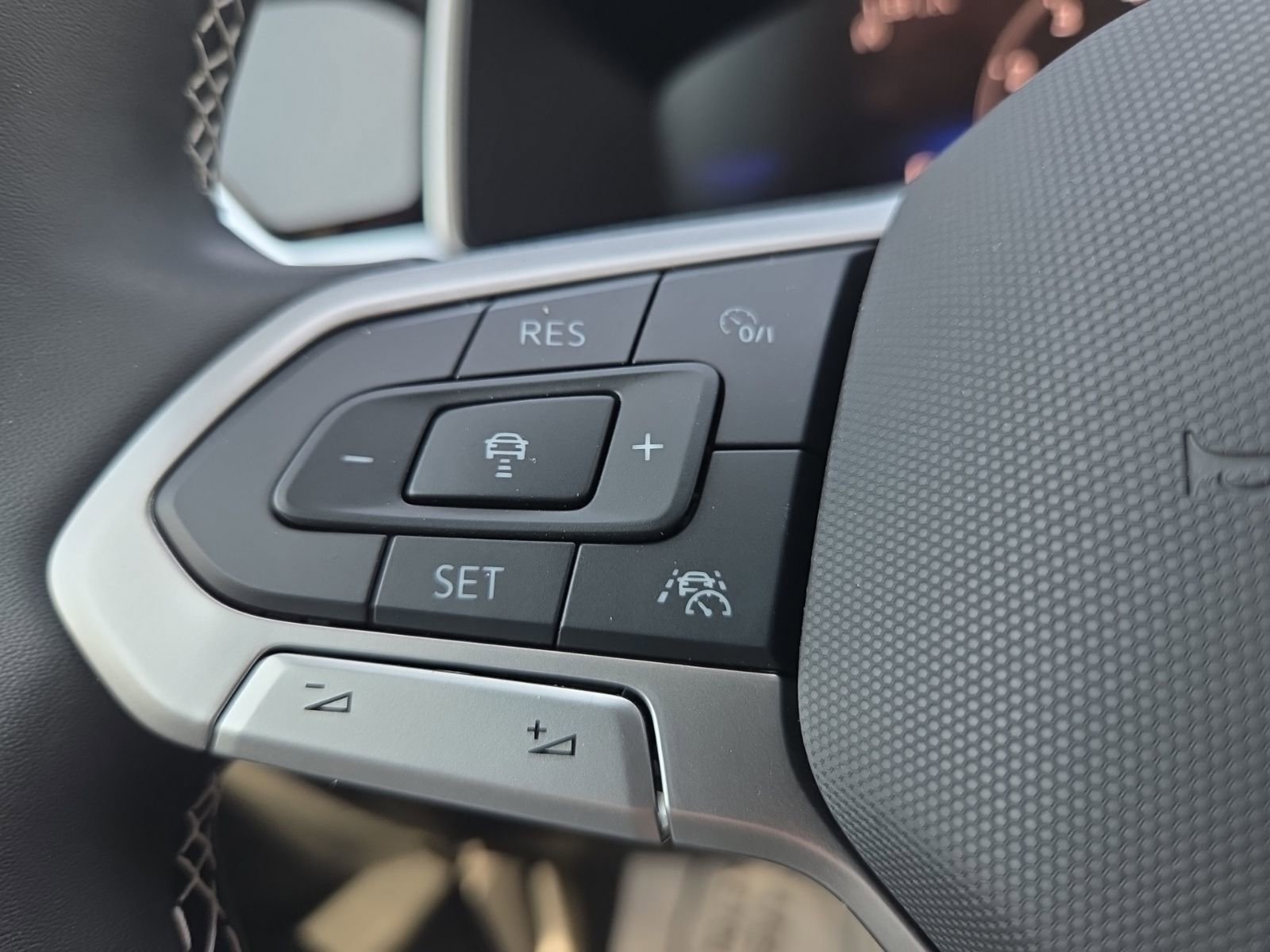 New 2026 Volkswagen Taos SE AWD/4WD image 25
