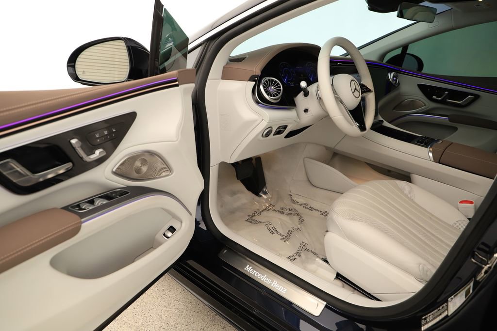 Used 2025 Mercedes-Benz EQS 450+ Sedan image 14