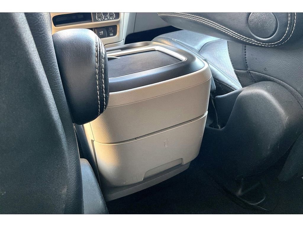 Used 2022 Chrysler Pacifica Touring-L image 37