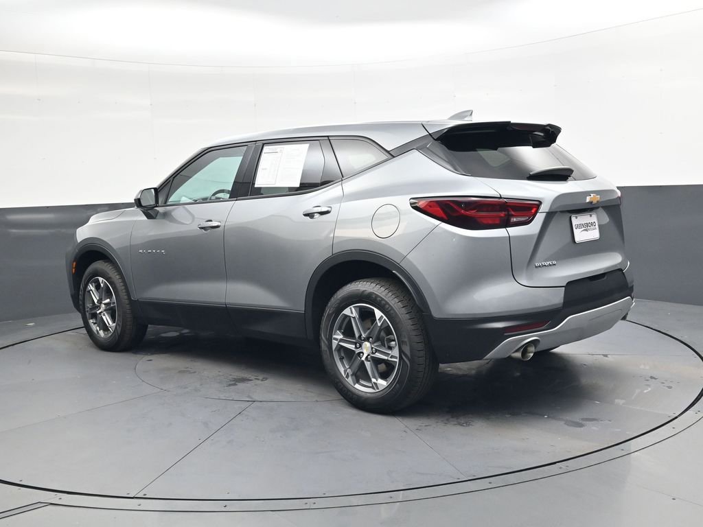 Used 2023 Chevrolet Blazer LT w/ Driver Confidence Package image 6