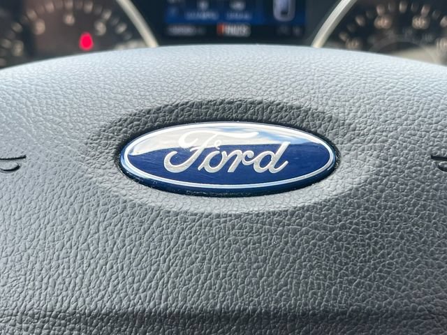 Used 2017 Ford Escape SE w/ SE Leather Comfort Package FWD image 41